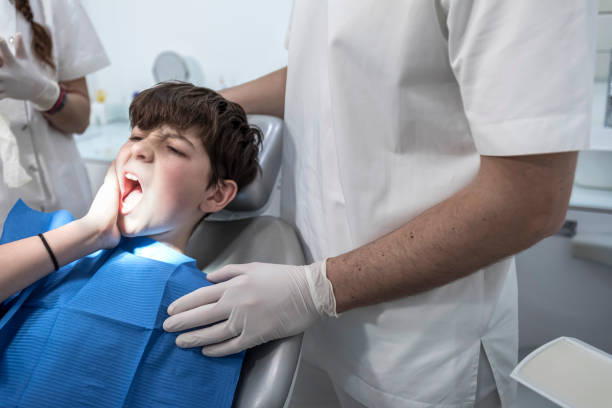 Best Weekend Emergency Dentist in Pine Air, FL